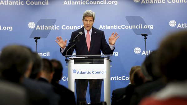 US Secretary of State John Kerry speaks at an Atlantic Council discussion on Trade and National Security: Renewing US Leadership Through Economic Strength in Washington April 23, 2015 US Secretary of State John Kerry speaks at an Atlantic Council discussion on Trade and National Security: Renewing US Leadership Through Economic Strength in Washington April 23, 2015 - Sputnik International
