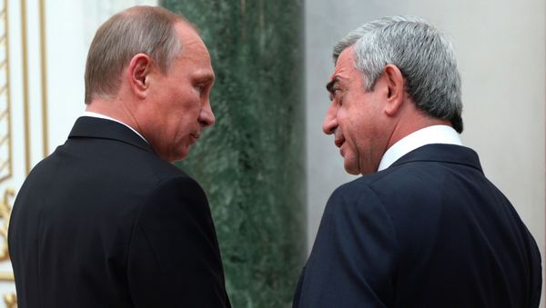 By signing an agreement with Armenia to create a joint missile air defense system in the South Caucasus, Russia has made a wise geopolitical move, US global intelligence company Stratfor reported. By signing an agreement with Armenia to create a joint missile air defense system in the South Caucasus, Russia has made a wise geopolitical move, US global intelligence company Stratfor reported. - Sputnik International