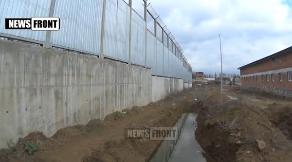 The migrant holding facility in Zhdanovka The migrant holding facility in Zhdanovka - Sputnik International