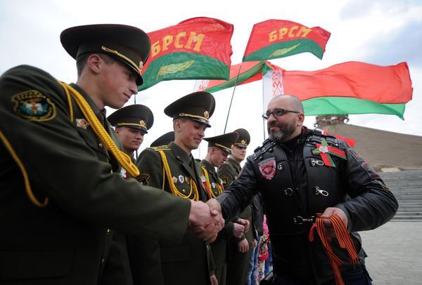 From Moscow to Berlin on Bikes: Night Wolves' Victory Day Rally - Sputnik International