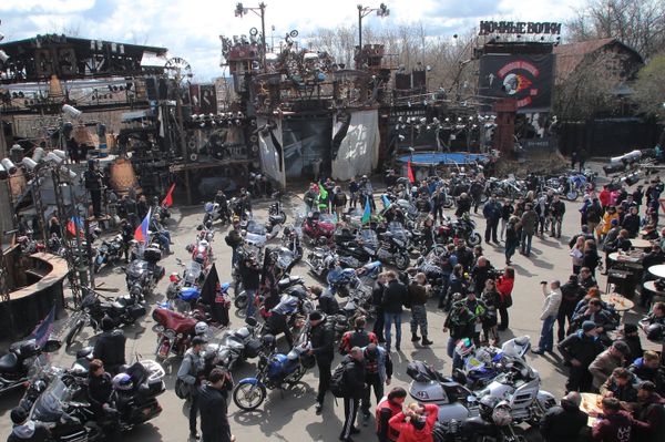 From Moscow to Berlin on Bikes: Night Wolves' Victory Day Rally - Sputnik International