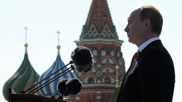 Vladimir Putin and Dmitry Medvedev at Victory Day parade on Red Square - Sputnik International
