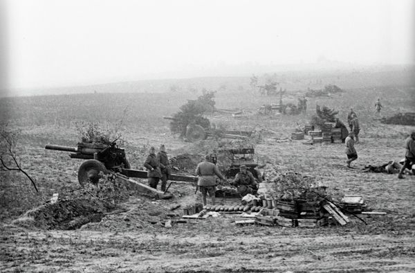 Soviet artillery forces before general passing to the Berlin offensive. April, 1945. - Sputnik International