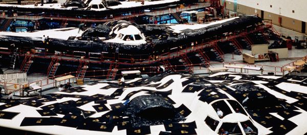 Production line for the B-2 bomber, which the Air Force is seeking to replace with the LRS-B. - Sputnik International