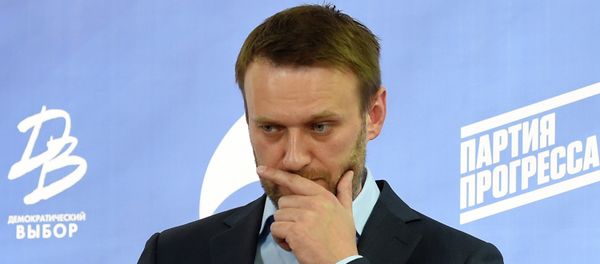Russian opposition leader Alexei Navalny takes part in a press briefing in Moscow on April 22, 2015 Russian opposition leader Alexei Navalny takes part in a press briefing in Moscow on April 22, 2015 - Sputnik International