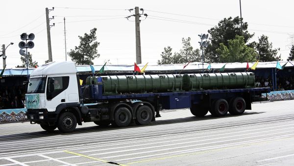 An Iranian military truck carries a Bavar-373 air defence missile system during the Army Day parade in Tehran on April 18, 2015 - Sputnik International