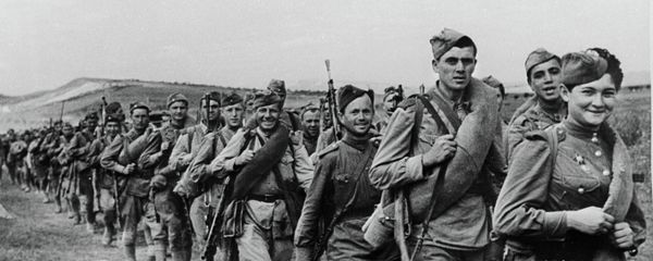 Soldiers on the march Soldiers on the march - Sputnik International