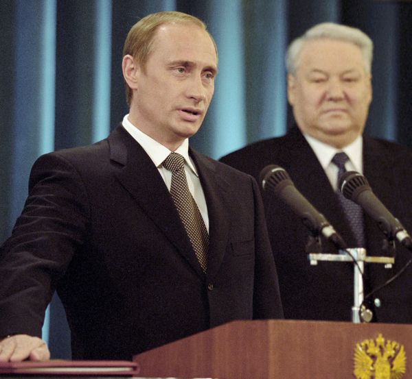 Vladimir Putin: Serving Russia for 15 Years - Sputnik International