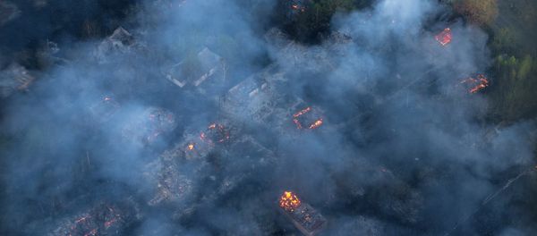 Fire hits an abandoned village Fire hits an abandoned village - Sputnik International