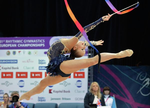 Magic of Grace and Flexibility: European Rhythmic Gymnastics Championship - Sputnik International
