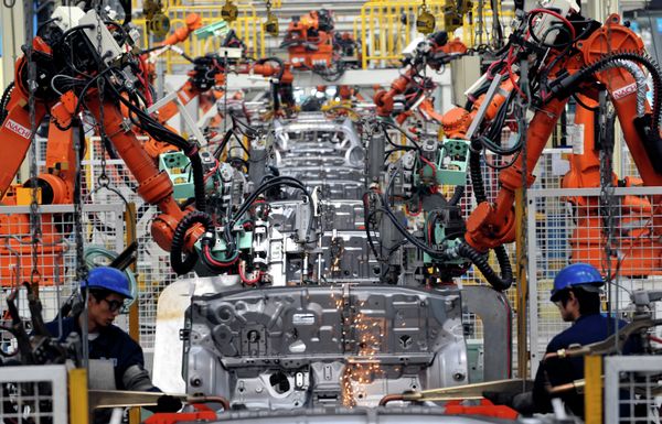As part of a major push towards automation, the first robots-only factory is being built in China's Dongguan manufacturing hub, reducing human employees to a bare minimum. As part of a major push towards automation, the first robots-only factory is being built in China's Dongguan manufacturing hub, reducing human employees to a bare minimum. - Sputnik International