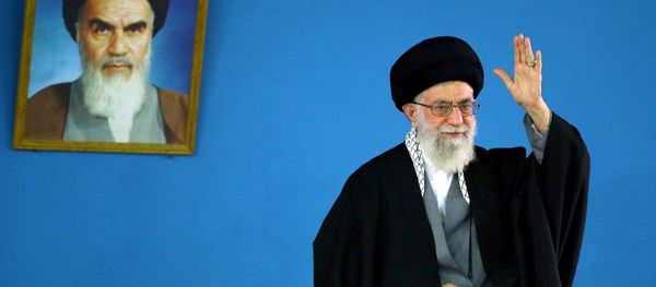 Iran's supreme leader Ayatollah Ali Khamenei, shows him delivering a speech in Tehran on January 7,2015 - Sputnik International