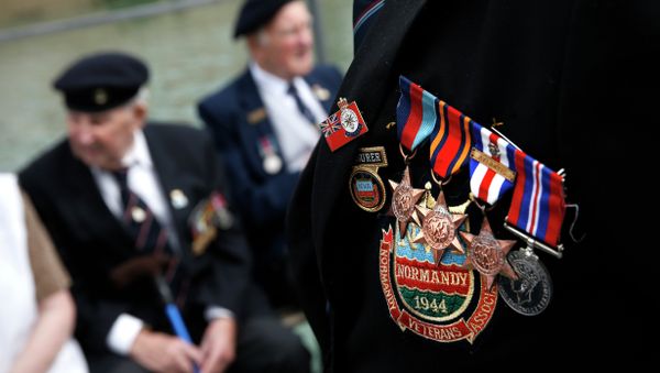 Pinned medals are pictured on the jacket of a British WWII veteran during a joint D-Day landings commemoration with US counterparts at Portsmouth Historic Dockyard Pinned medals are pictured on the jacket of a British WWII veteran during a joint D-Day landings commemoration with US counterparts at Portsmouth Historic Dockyard - Sputnik International