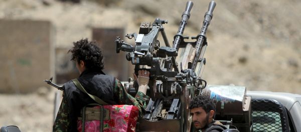 Houthi militants ride in a patrol truck in Sanaa May 2, 2015 Houthi militants ride in a patrol truck in Sanaa May 2, 2015 - Sputnik International