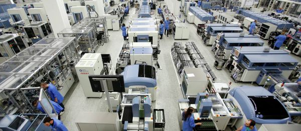 The Siemens electronics manufacturing plant is photographedin Amberg, Germany, Monday, Feb. 23, 2015 - Sputnik International
