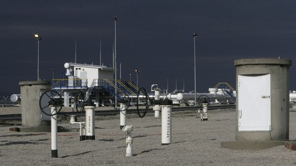 A general view of the monitoring station of a pipeline bringing Azerbaijani gas from Turkey to Greece at the Ipsala border crossing - Sputnik International