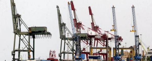 A general view of Imam Khomeini Port seen in Persian Gulf 900 kms (540 miles) south of Tehran, Iran, in this photo taken on Sunday - Sputnik International