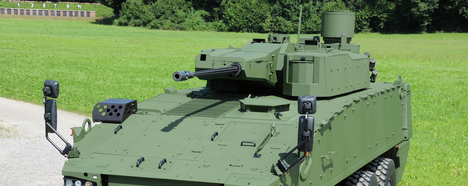PIRANHA 5 armored vehicle - Sputnik International, 1920, 02.06.2022