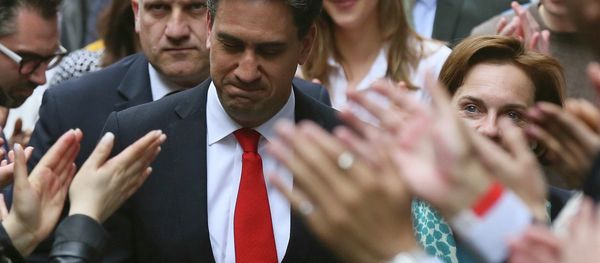 Britain's Labour Party leader Ed Miliband and his wife Justine arrive at the party's headquarters in London, Britain May 8, 2015 - Sputnik International