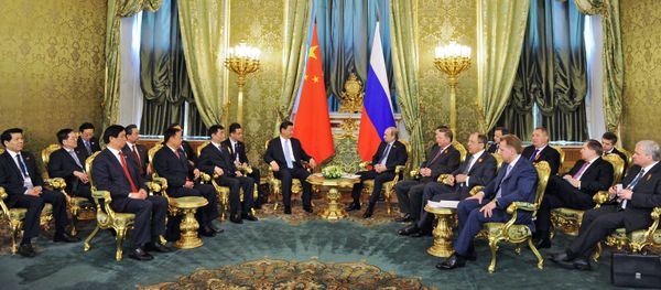 President Vladimir Putin meets with Chinese President Xi Jinping President Vladimir Putin meets with Chinese President Xi Jinping - Sputnik International