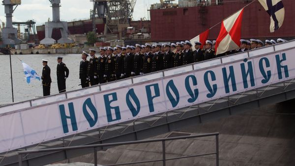 Official ceremony of raising Russian Navy colors on Novorossiysk diesel-electric submarine - Sputnik International