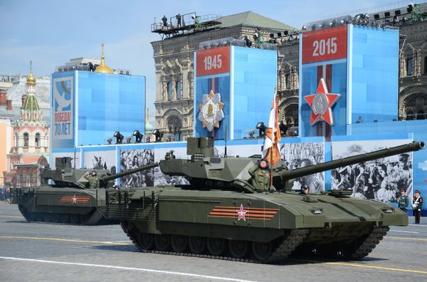 A tank with the Armata Universal Combat Platform at the military parade - Sputnik International