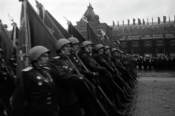 Celebrating WWII Victory in Moscow: Now and Then - Sputnik International