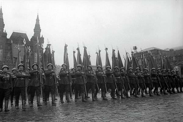 Celebrating WWII Victory in Moscow: Now and Then - Sputnik International