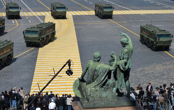 Russian Firepower: Military Hardware On Show at Victory Day Parade - Sputnik International