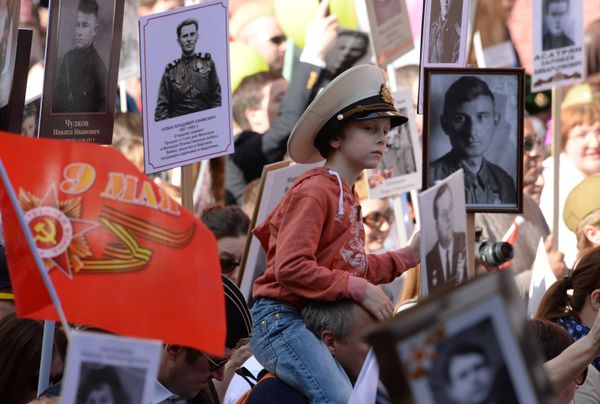 March of Immortal Regiment Moscow regional patriotic public organization on Red Square - Sputnik International