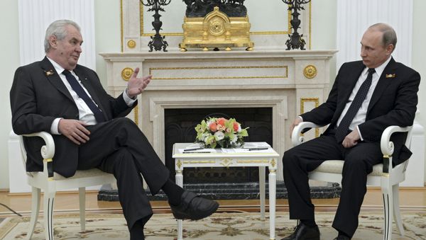 Czech Republic's President Milos Zeman (L) talks to Russian President Vladimir Putin during their meeting at the Kremlin in Moscow, Russia, May 9, 2015 Czech Republic's President Milos Zeman (L) talks to Russian President Vladimir Putin during their meeting at the Kremlin in Moscow, Russia, May 9, 2015 - Sputnik International