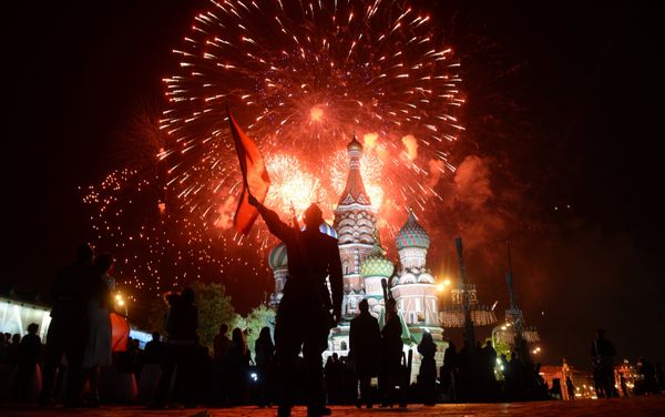 Fireworks to mark 70th anniversary of Victory in 1941-1945 Great Patriotic War - Sputnik International