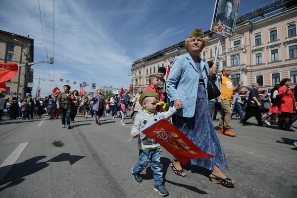 Nobody is Forgotten: 'Immortal Regiment' Marches Across Russia - Sputnik International