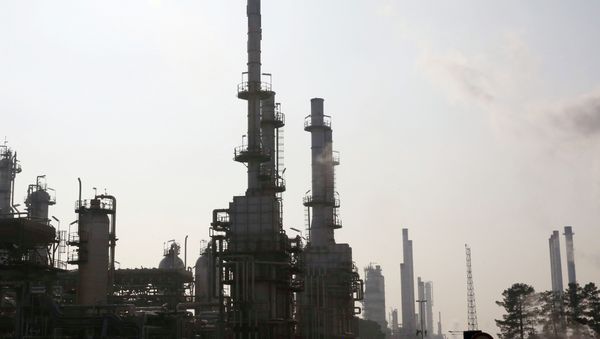 General view of part of Tehran's oil refinery south of the capital Tehran, Iran General view of part of Tehran's oil refinery south of the capital Tehran, Iran - Sputnik International