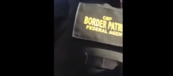 Screenshot from cell phone video showing Jess Cooke being tased at the Canadian border - Sputnik International