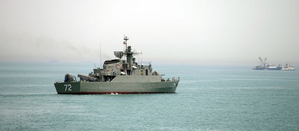 Iranian warship Alborz - Sputnik International