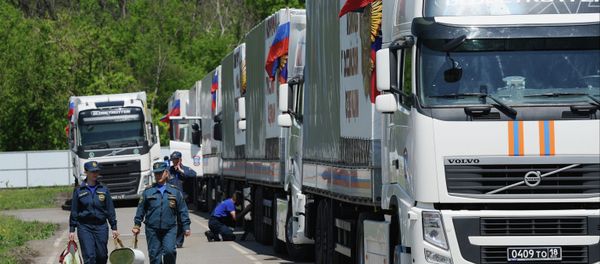 Humanitarian aid convoy in Rostov Region prepares to depart for southeastern Ukraine Humanitarian aid convoy in Rostov Region prepares to depart for southeastern Ukraine - Sputnik International