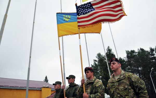 US military instructors arrive in Ukraine US military instructors arrive in Ukraine - Sputnik International