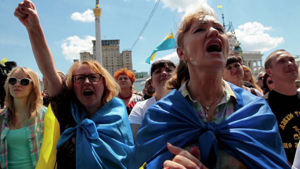 Over five thousand people gathered Saturday morning in central Kiev to protest out-of-control utilities prices. Over five thousand people gathered Saturday morning in central Kiev to protest out-of-control utilities prices. - Sputnik International