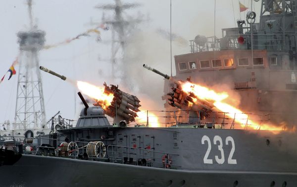 Parade rehearsal for RF Navy Day in Baltiysk Parade rehearsal for RF Navy Day in Baltiysk - Sputnik International