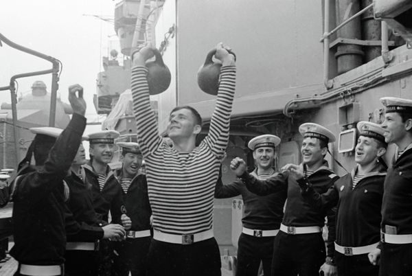 Russian Baltic Fleet Anniversary: Guarding Maritime Borders Since 1703 Russian Baltic Fleet Anniversary: Guarding Maritime Borders Since 1703 - Sputnik International
