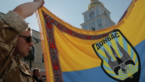 An officer of volunteer battalion 'Donbas' - Sputnik International