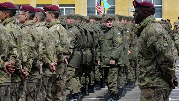 US and Ukrainian soldiers US and Ukrainian soldiers - Sputnik International