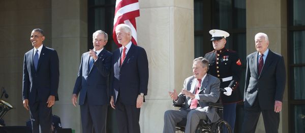 President Barack Obama stands with former presidents George W. Bush, Bill Clinton, George H.W. Bush, and Jimmy Carter. President Barack Obama stands with former presidents George W. Bush, Bill Clinton, George H.W. Bush, and Jimmy Carter. - Sputnik International