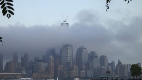 People walk on a pier in the Hudson River in New York, the United States People walk on a pier in the Hudson River in New York, the United States - Sputnik International