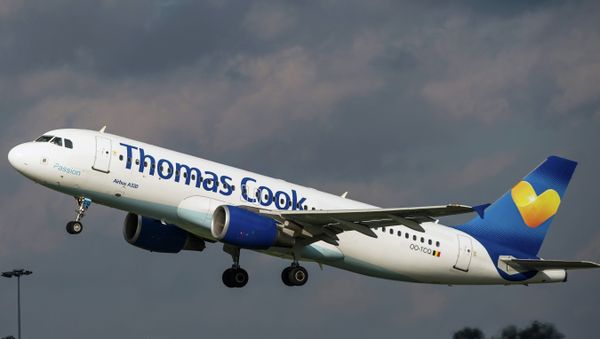 An airbus A320 of the Thomas Cook company - Sputnik International