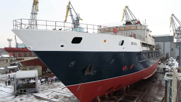 Launching oceanographic ship Yantar - Sputnik International
