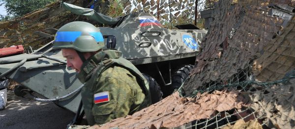 Russian peacekeepers' checkpoint at entrance to Bender - Sputnik International
