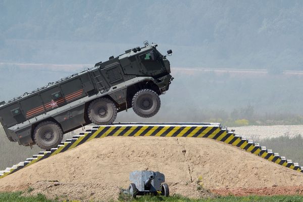 Typhoon-K all-terrain armored vehicle during equipment demonstration at the International Military-Technical Forum “ARMY-2015” in Moscow region - Sputnik International