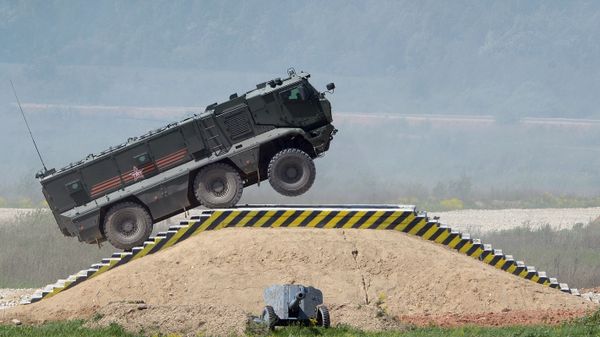 Typhoon-K all-terrain armored vehicle during equipment demonstration at the International Military-Technical Forum “ARMY-2015” in Moscow region - Sputnik International